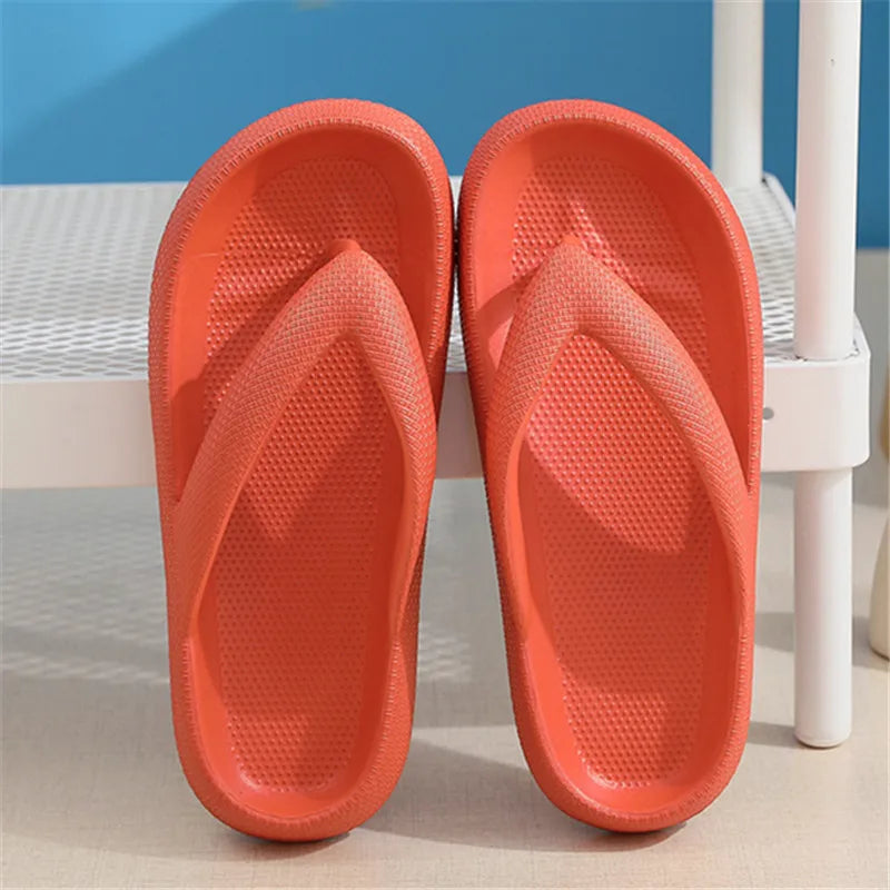 LEO - Unisex Soft Sole EVA Flip Flops: Sommer Strand Rutschfeste Wolken Hausschuhe mit Dicker Plattform und Clip Toe