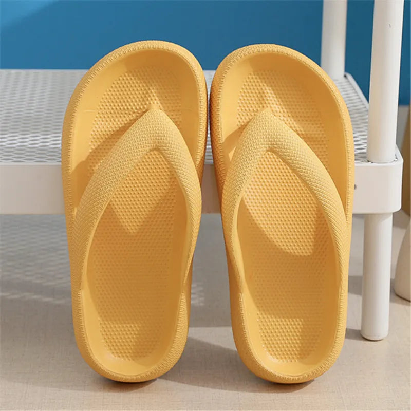 LEO - Unisex Soft Sole EVA Flip Flops: Sommer Strand Rutschfeste Wolken Hausschuhe mit Dicker Plattform und Clip Toe