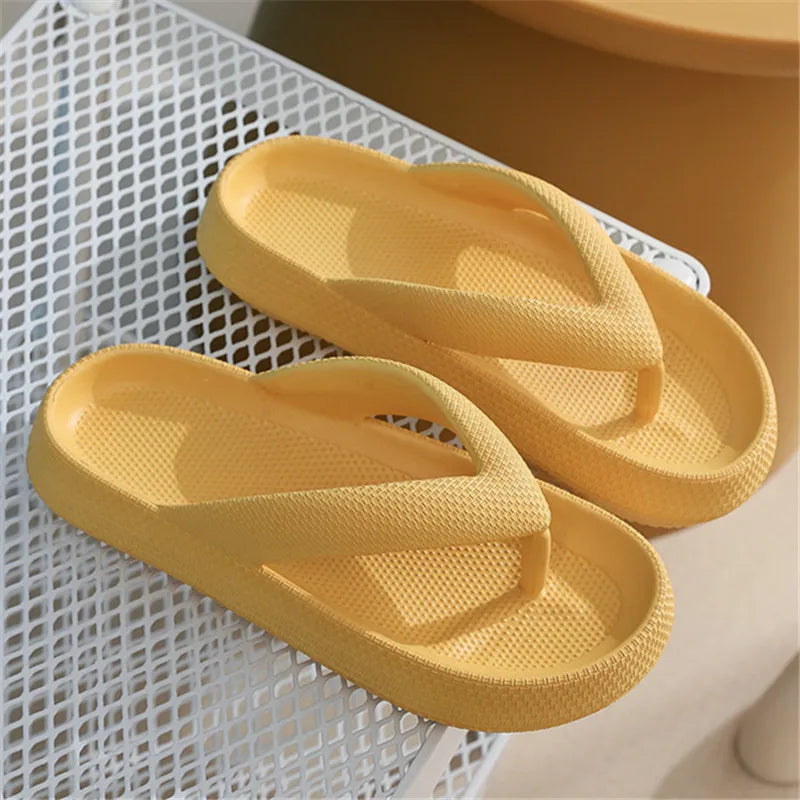 LEO - Unisex Soft Sole EVA Flip Flops: Sommer Strand Rutschfeste Wolken Hausschuhe mit Dicker Plattform und Clip Toe