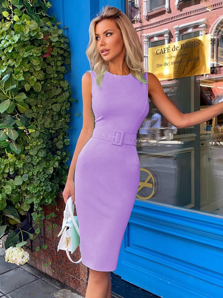 XENIA - Rundhals-Bodycon-Kleid mit Taillengürtel